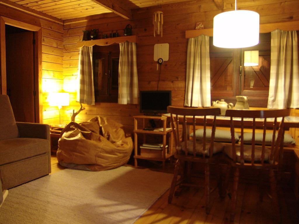 ヴィラ・ノーヴァ・デ・セルヴェイラ Cabana De Santo Antonioゲストハウス エクステリア 写真